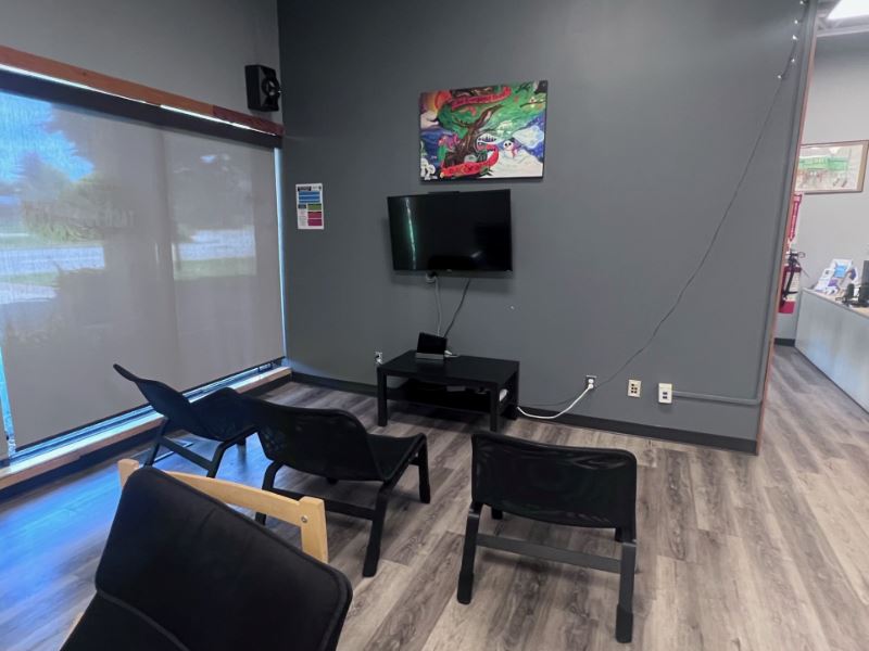 CBYC_Rentals_TVChairs1